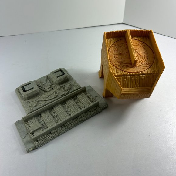 Vintage Fisher Price Toots the Train Replacement Rotating Loader & Track Part - Picture 6 of 7